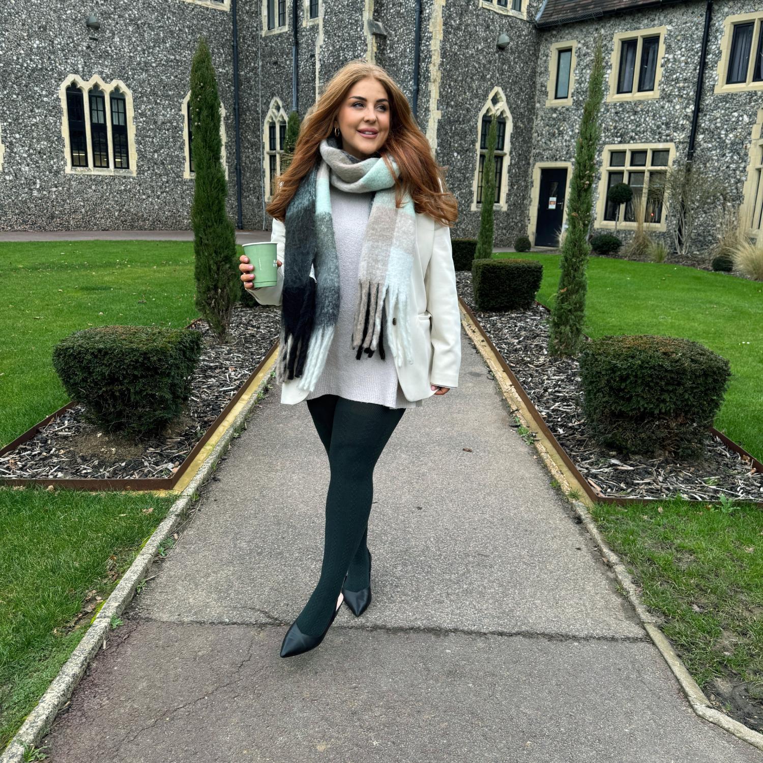 Grannies Cable Knit Wool Tights - Crocodile (V2)