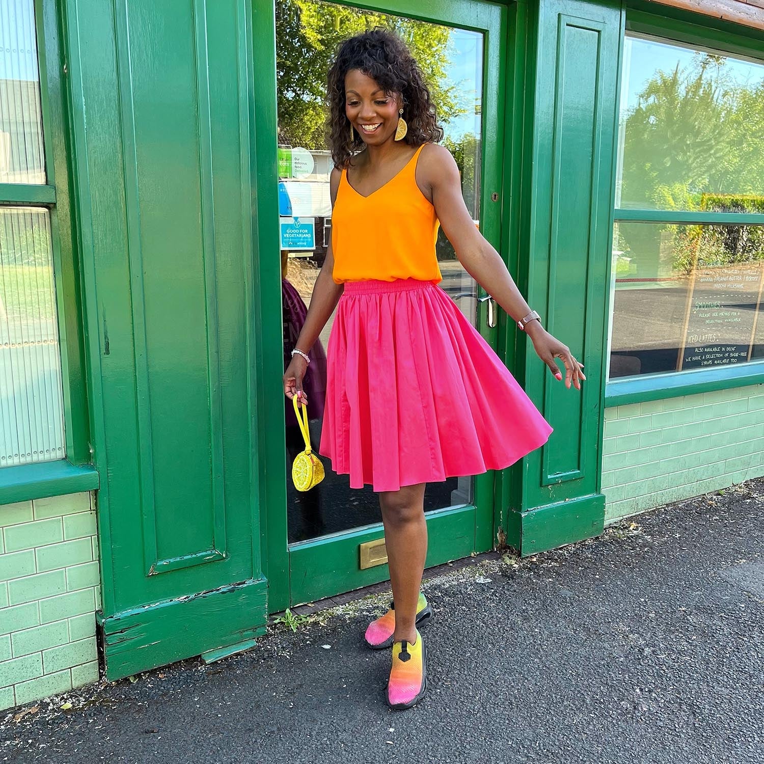 Hannah, 5ft 10in / 178cm - Size D