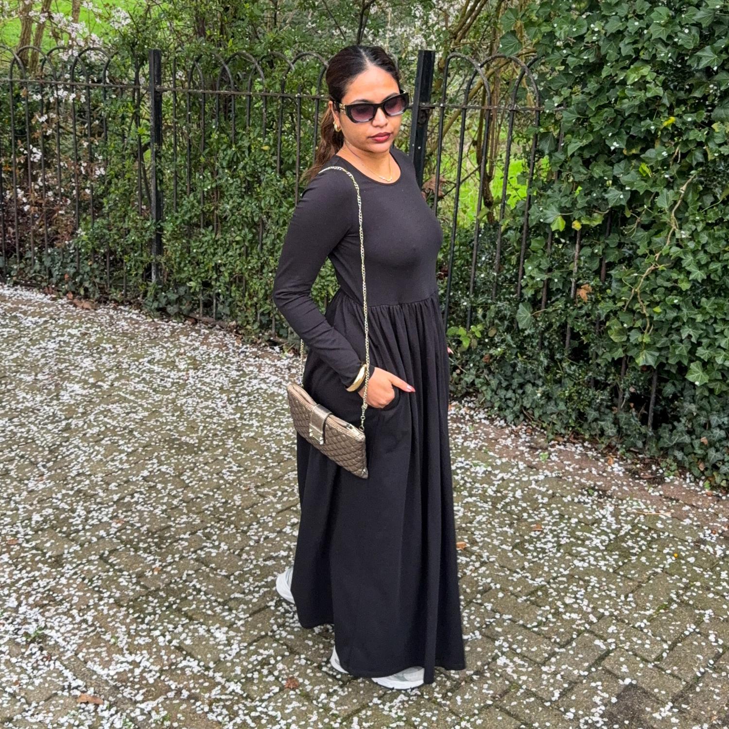 Nethmini - 5ft 3 - Size C