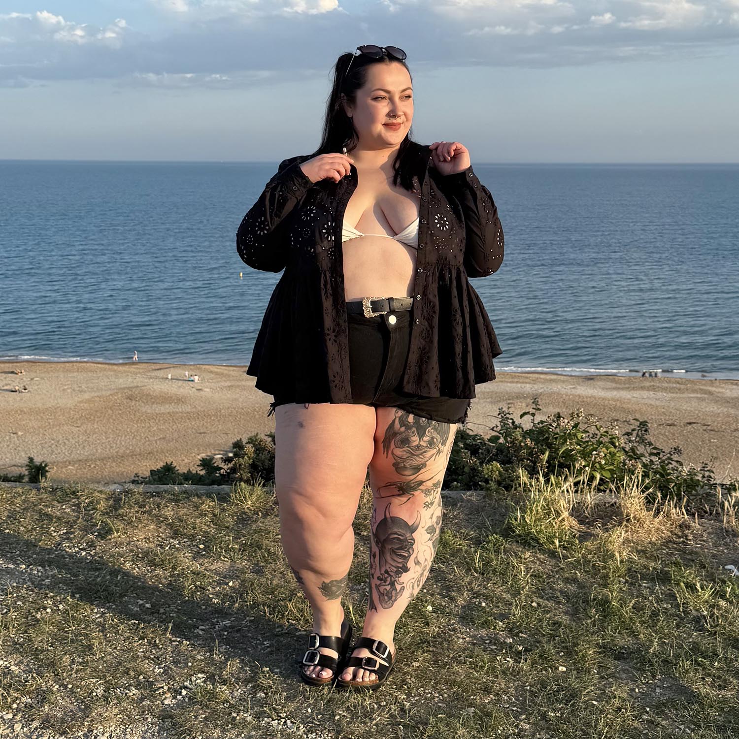 Tiana, 5ft 6in / 168cm - Size G2