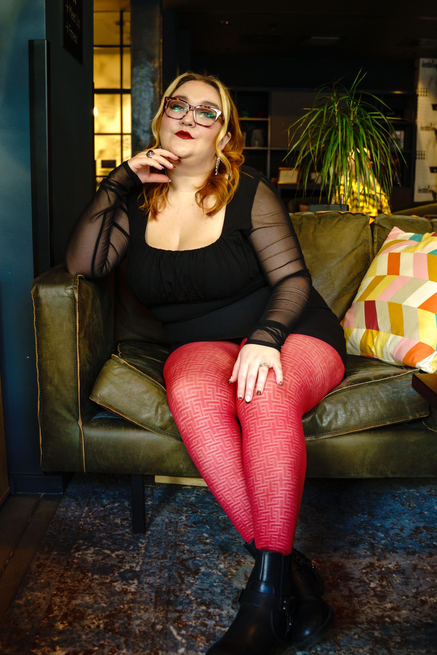 Fishnet Tights - Traditional in Red