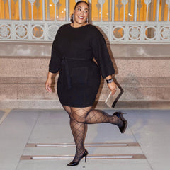 Larrissa, 5ft 11in / 181cm - Size F