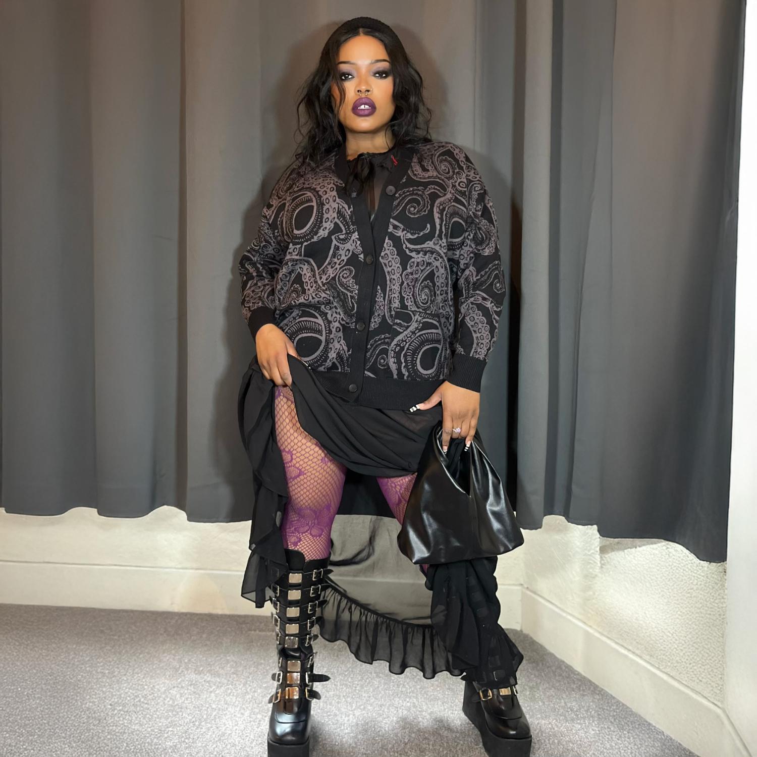 Cardigan - Kraken's Embrace