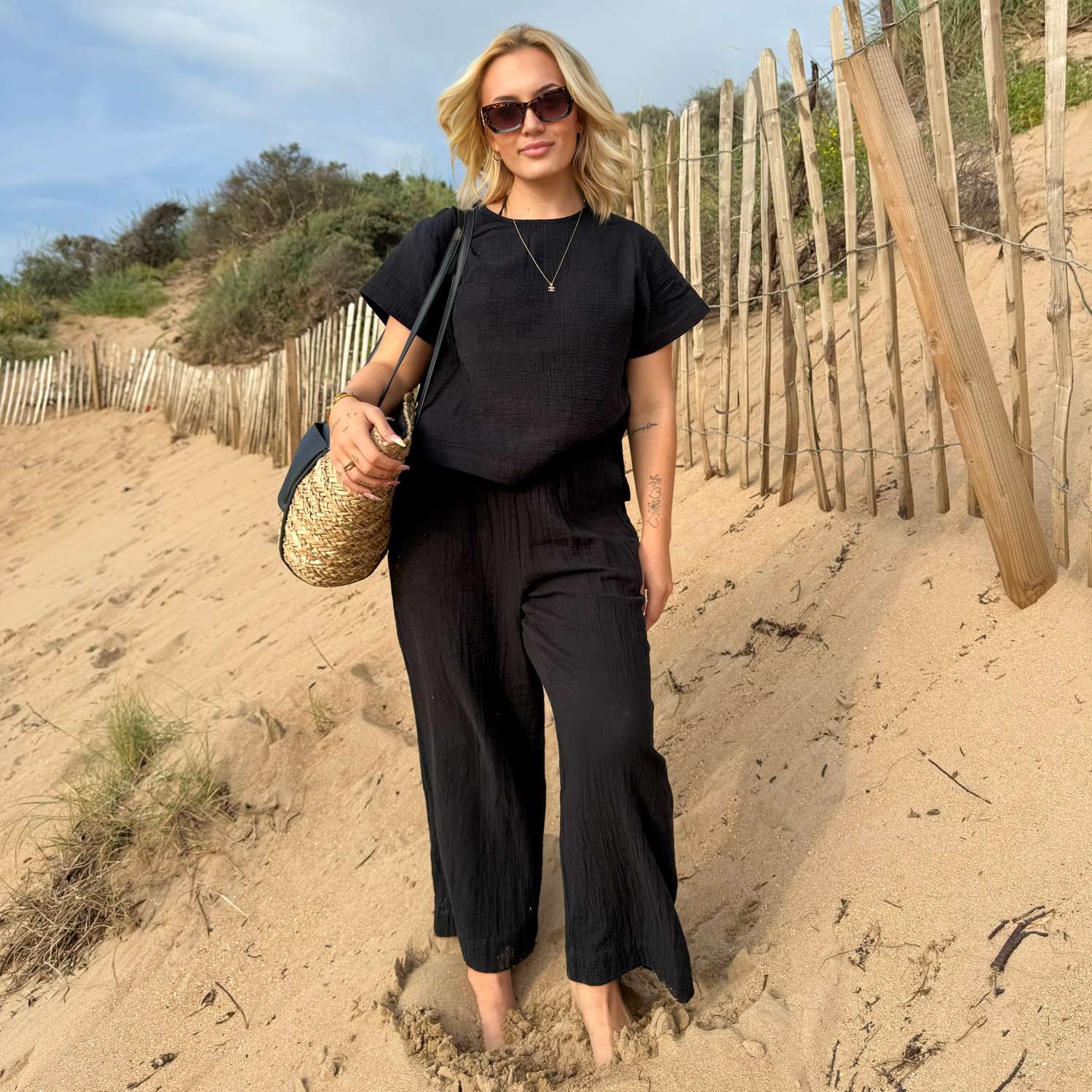 The Noor Cotton Gauze Wide-Leg Trousers - Black