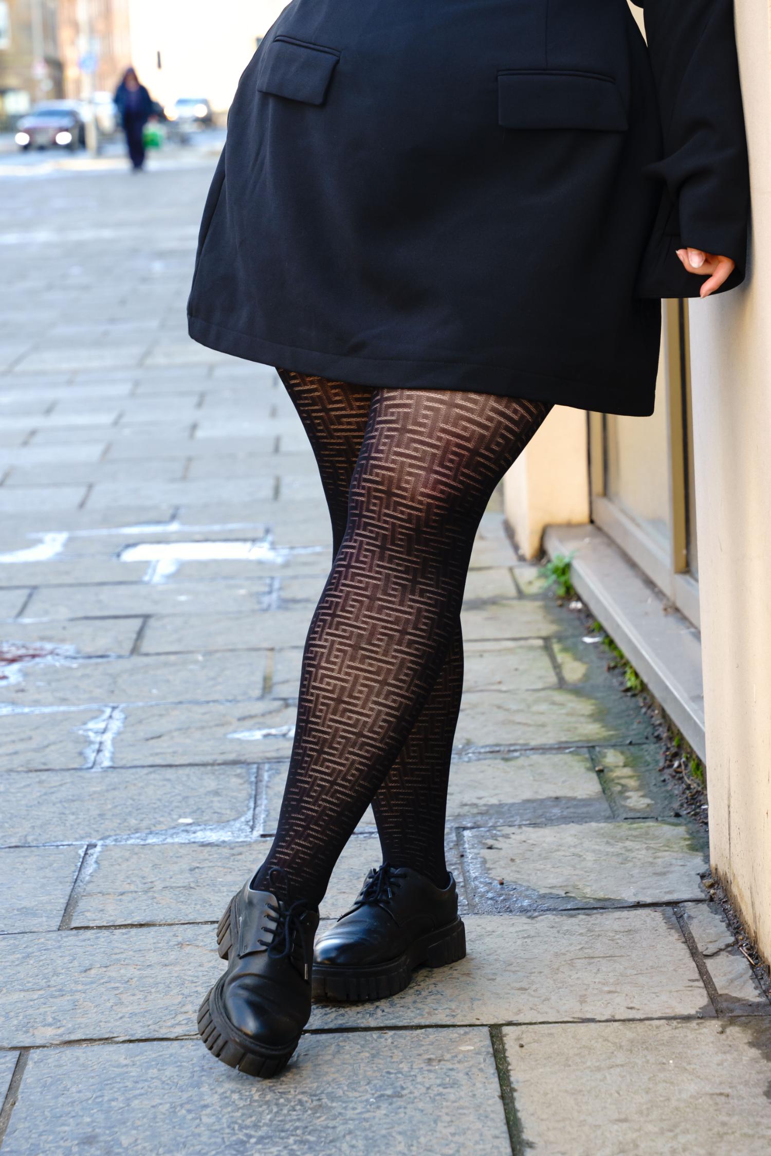 Fishnet Tights - Traditional in Black