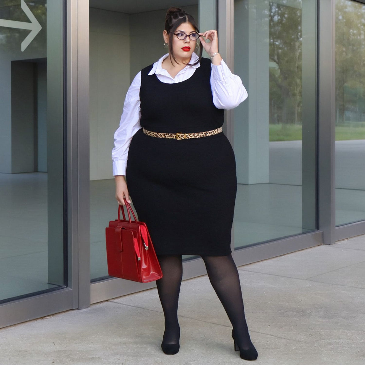 Archean Tailored Shift Dress - Black
