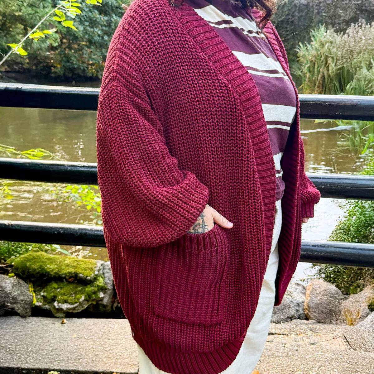 Chunky Knit Cotton Cardigan - Burgundy